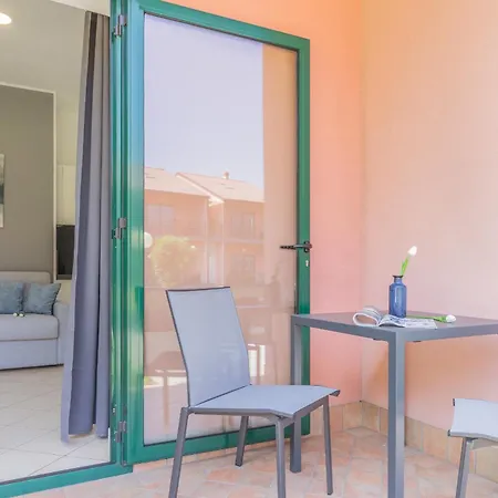 Brezza Del Lario Monolocale Con Giardino דירה