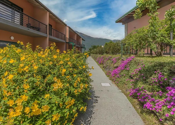 Brezza Del Lario Monolocale Con Giardino 03-04-07-08 *