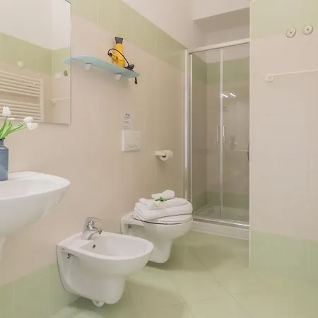 Brezza Del Lario Monolocale Con Giardino Dervio